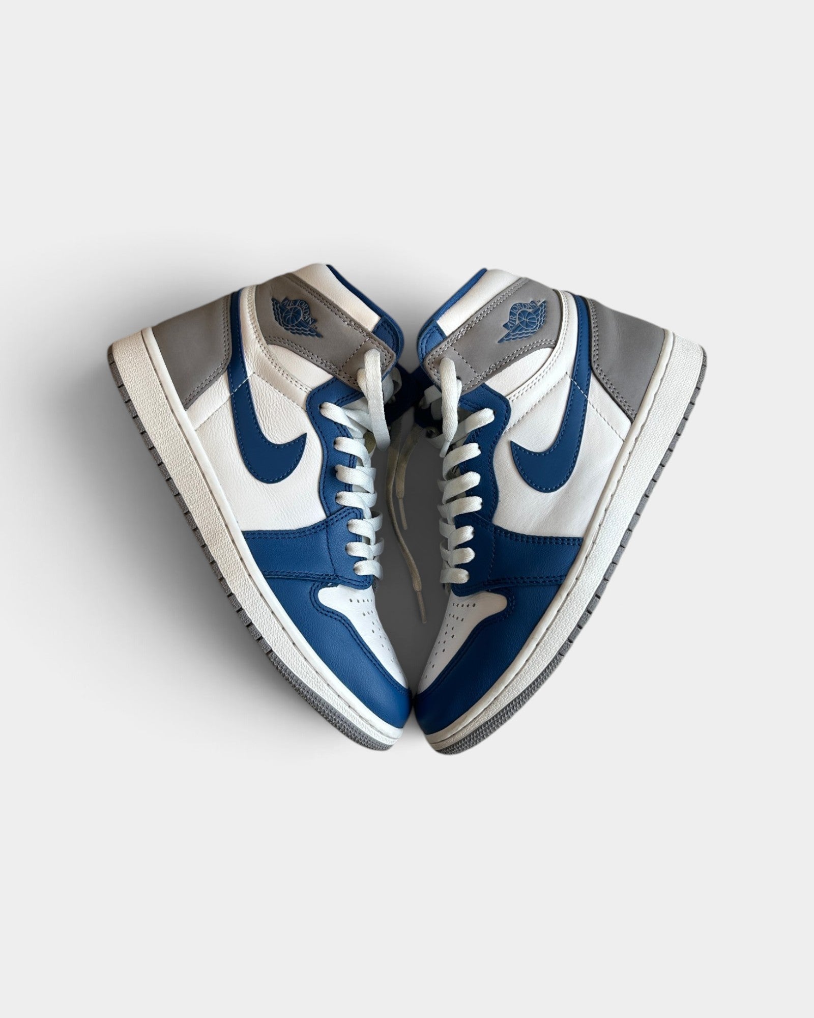 Jordan 1 Retro High OG True Blue - EU 42
