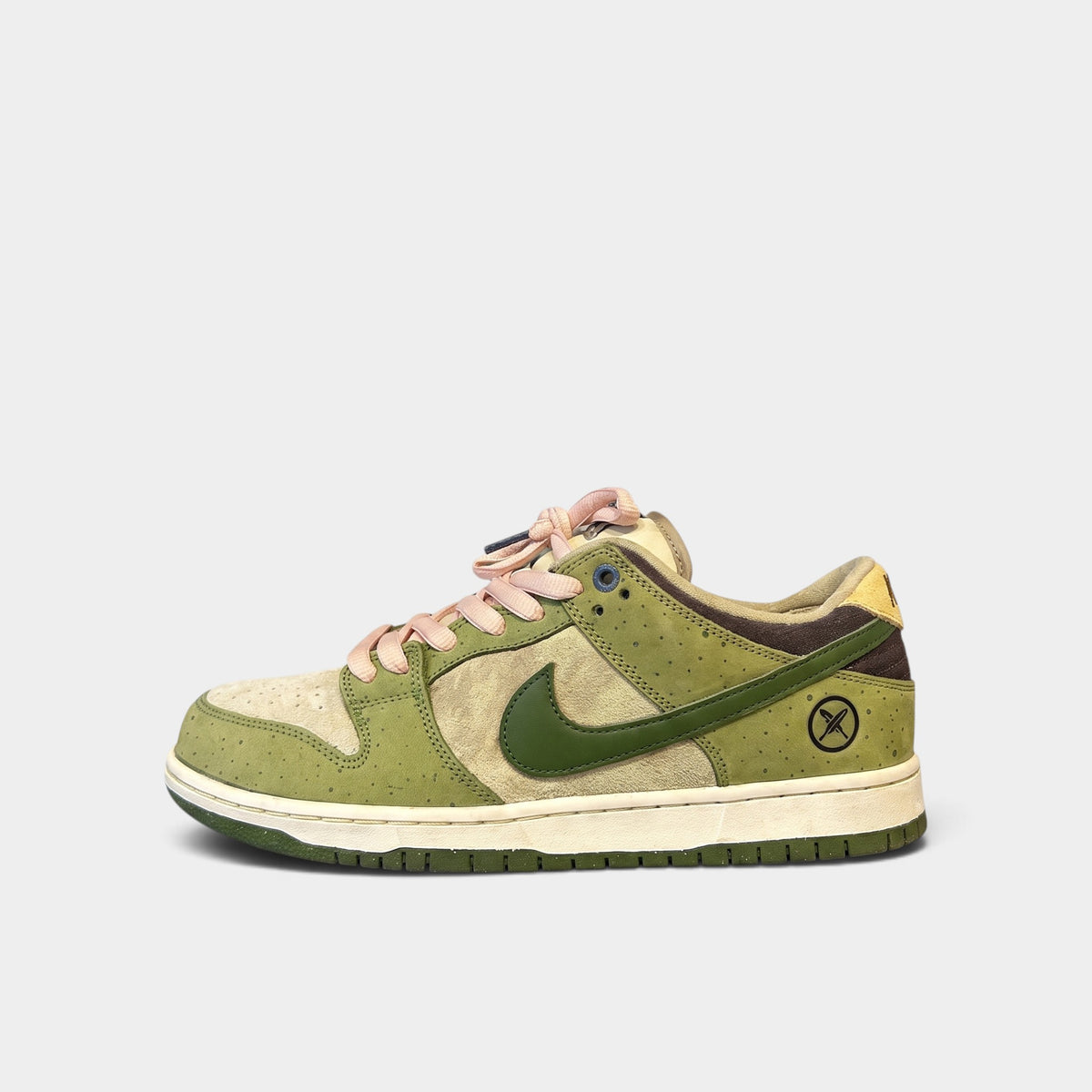 Nike SB Dunk Low Yuto Horigome Asparagus - EU 44